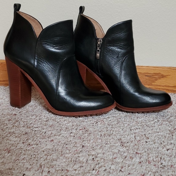 Arricci black leather booties. - Picture 3 of 8